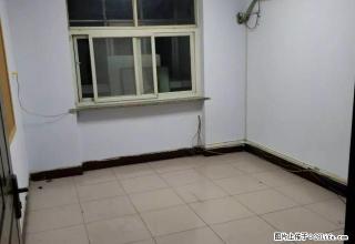 锦绣街体育路附近2楼三室一厅一卫，临街，价位面议 - 平顶山28生活网 pds.28life.com