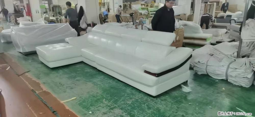 【大厂仿真皮沙发】实木框架,高回弹海绵45密度。全新包装,质量非常好,3.6米右贵妃 - 各类家具 - 居家生活 - 平顶山分类信息 - 平顶山28生活网 pds.28life.com