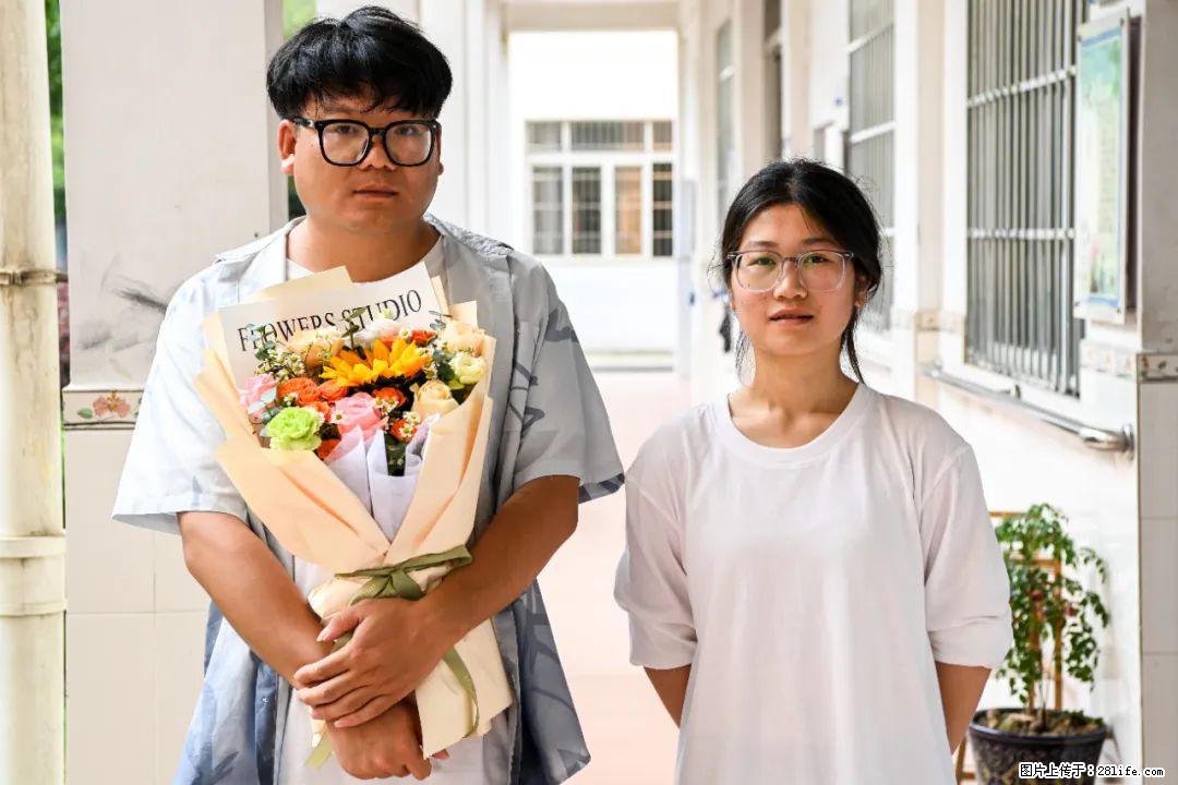 全网追的“扁担女孩”,找了一份暑假工,时薪12元 - 平顶山生活资讯 - 平顶山28生活网 pds.28life.com